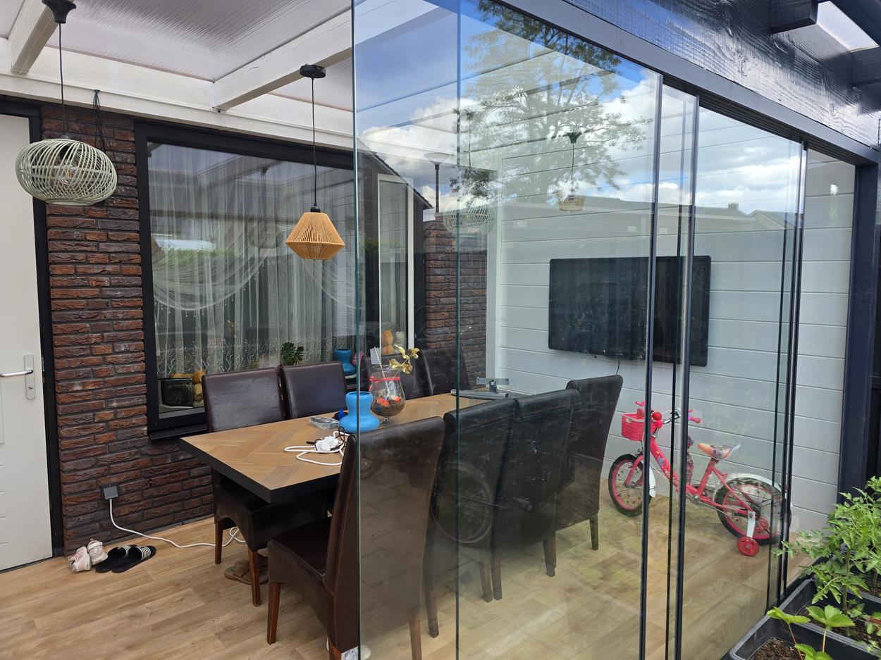 Glazen tuinkamer